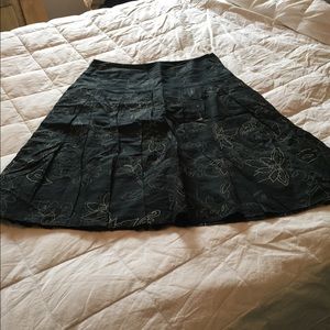Black skirt